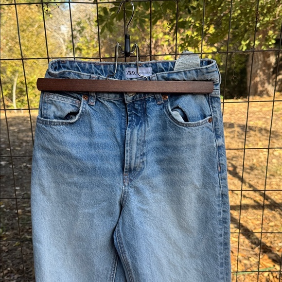 Zara Light Blue Distressed Denim Jeans - Picture 2 of 5